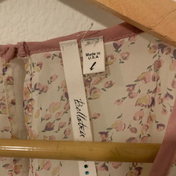 Open Back Floral Top - Picture 2 of 3